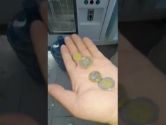 동전은 알칼리성 창문 물 정화 동작 자동 판매기를 운영했습니다